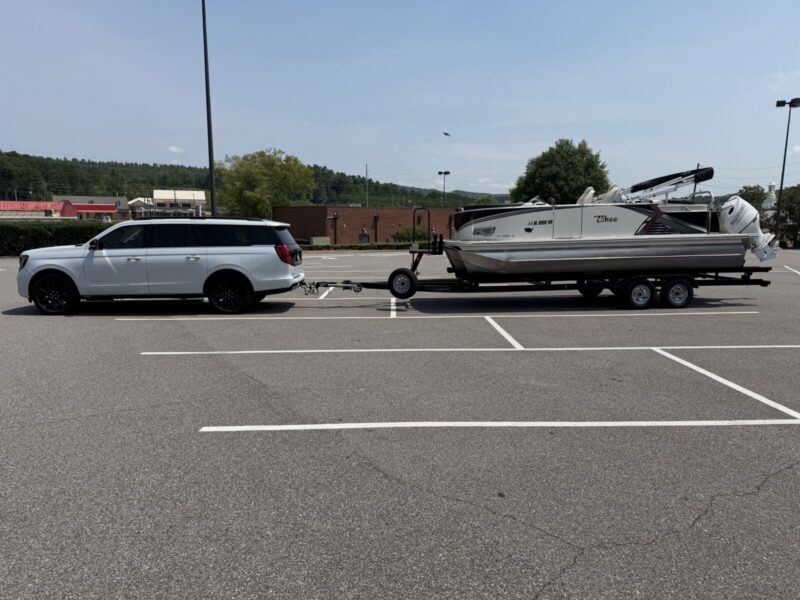 2025 Ford Expedition (SAMPLE NOT REAL AD)